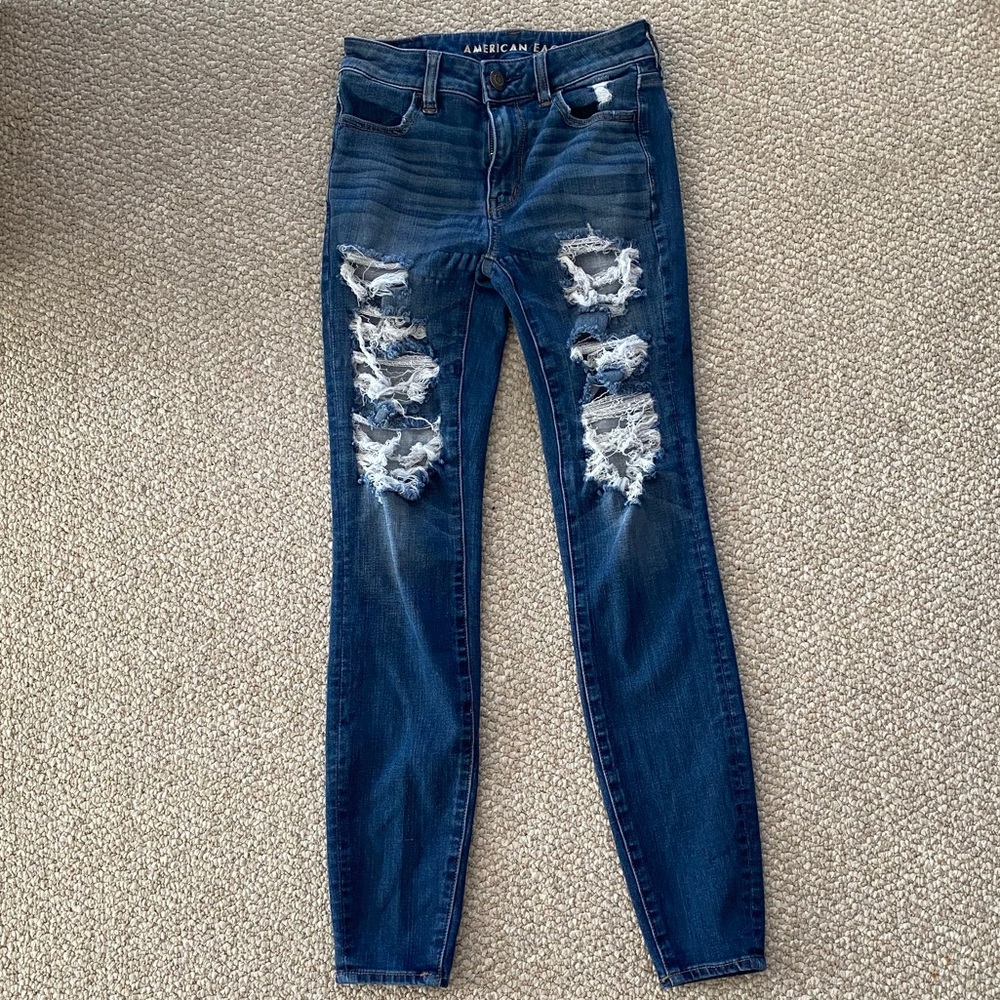 American eagle ripped jeans